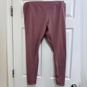 Nike One Dri-Fit High Rise Tights in Mauve, Size XL
